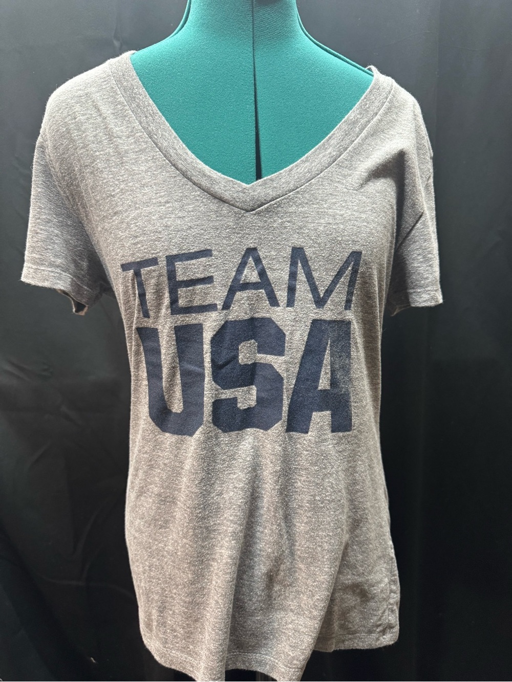 Team Apparel Gray V-Neck "TEAM USA" Short Sleeve Tee
